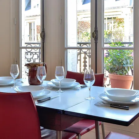 Poliveau - Welkeys * Paris